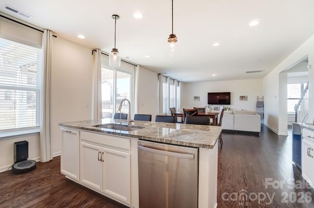 4208 Stream Dale Circle NW, Concord, NC 28027