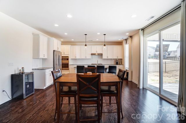 4208 Stream Dale Circle NW, Concord, NC 28027