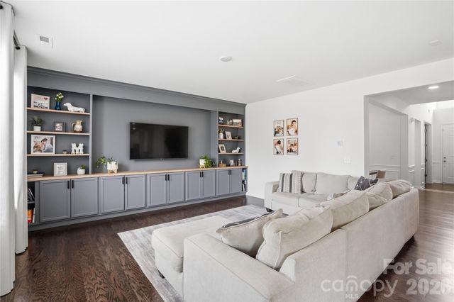 4208 Stream Dale Circle NW, Concord, NC 28027