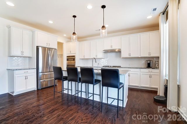 4208 Stream Dale Circle NW, Concord, NC 28027