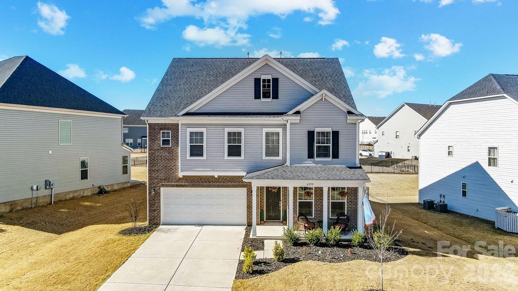 4208 Stream Dale Circle NW, Concord, NC 28027