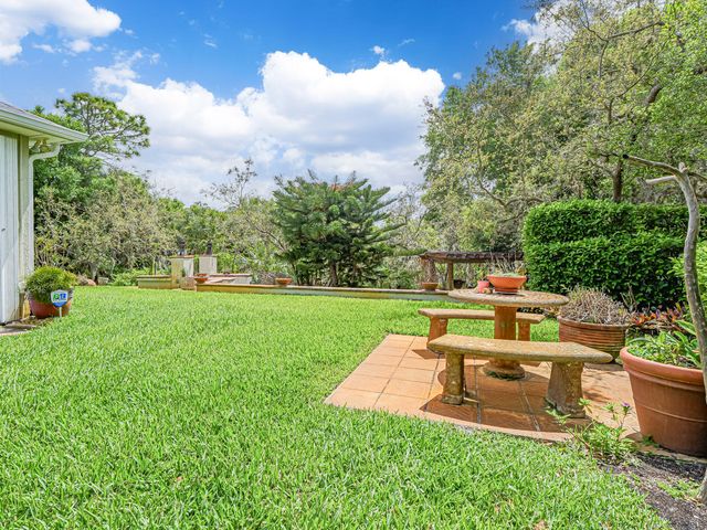 709 Brush Foot Drive, Sebastian, FL 32958