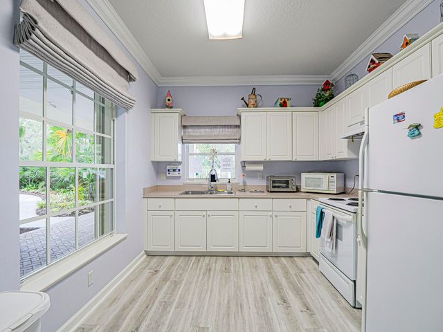 709 Brush Foot Drive, Sebastian, FL 32958