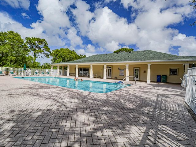 709 Brush Foot Drive, Sebastian, FL 32958