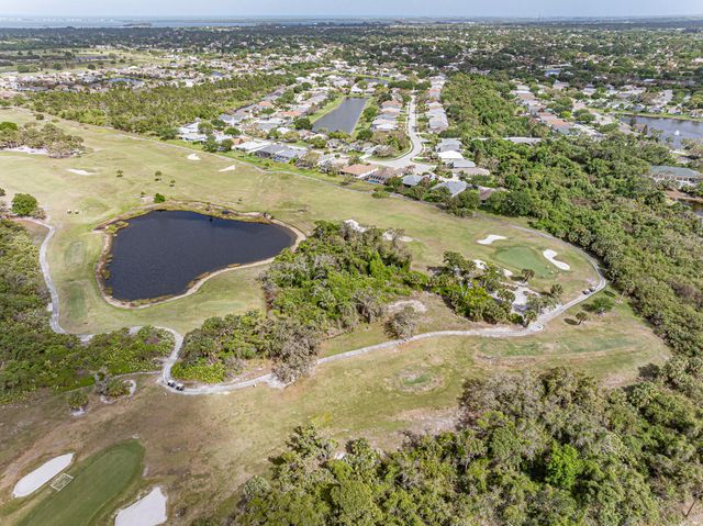 709 Brush Foot Drive, Sebastian, FL 32958