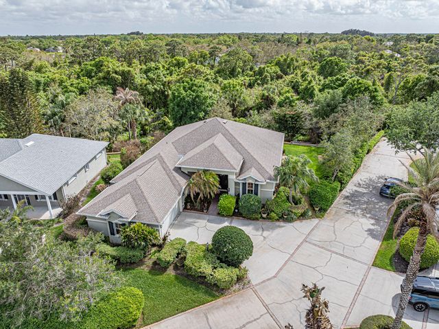 709 Brush Foot Drive, Sebastian, FL 32958