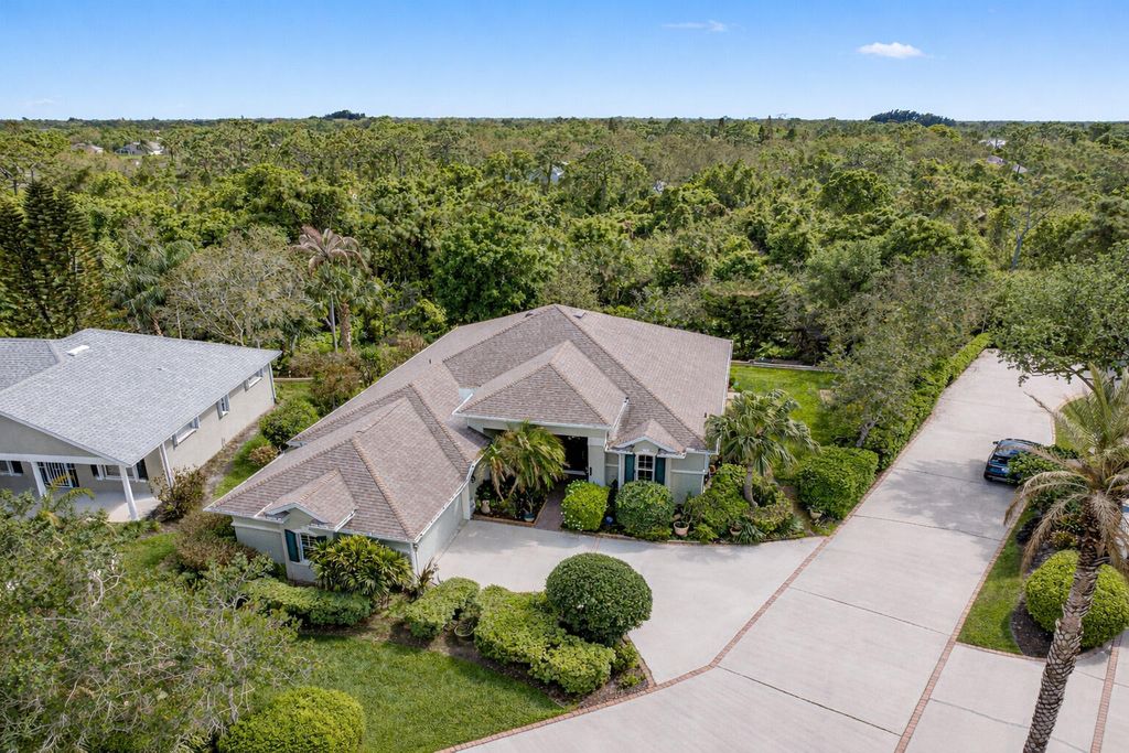 709 Brush Foot Drive, Sebastian, FL 32958