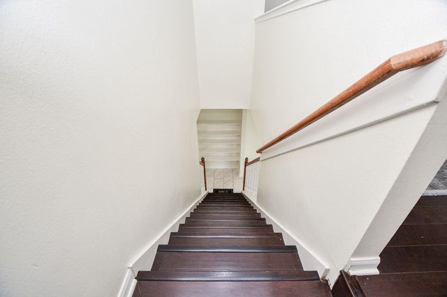 9641 Weldridge Drive, Sugar Land, TX 77498
