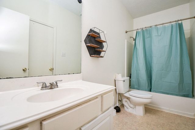 9641 Weldridge Drive, Sugar Land, TX 77498