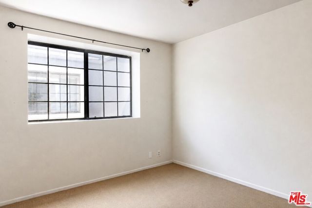 36 Navy Street 9, Los Angeles, CA 90291