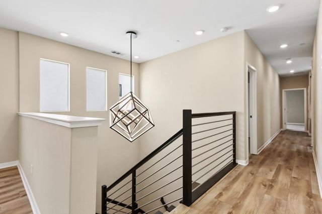 110 Fonseca St, Sacramento, CA 95816