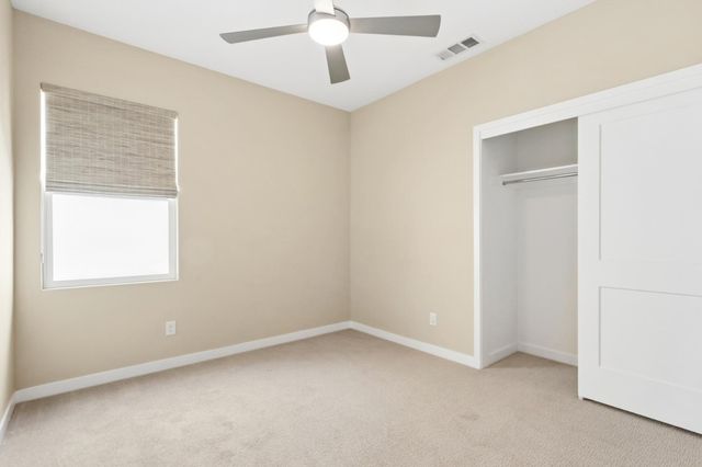 110 Fonseca St, Sacramento, CA 95816