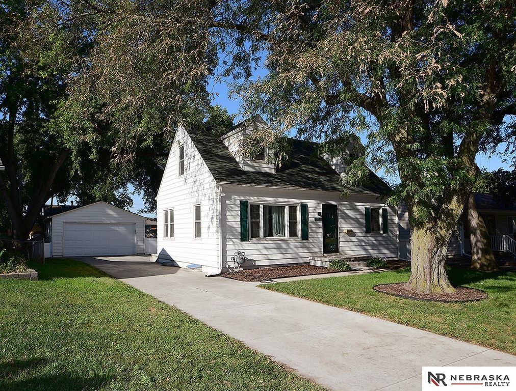 8129 Barbara Street, Omaha, NE 68124