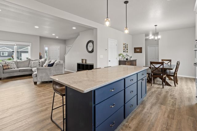 7471 16th Street S, Fargo, ND 58104