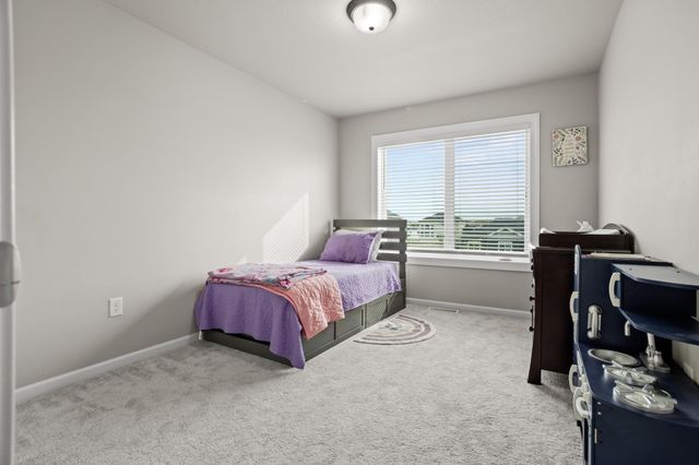 7471 16th Street S, Fargo, ND 58104