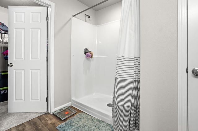 7471 16th Street S, Fargo, ND 58104