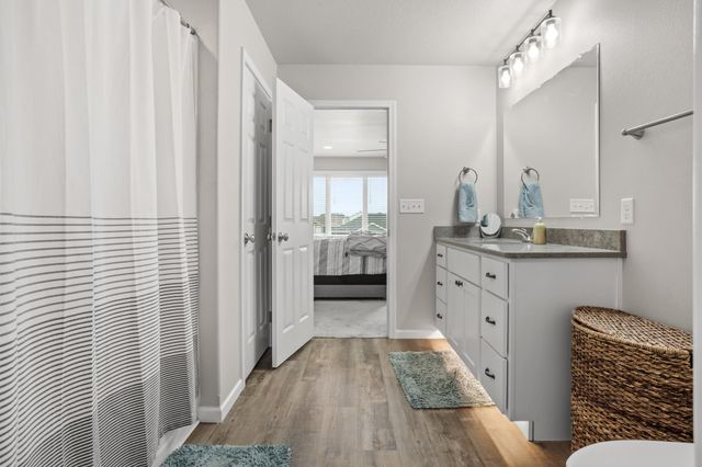 7471 16th Street S, Fargo, ND 58104