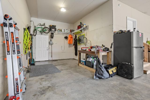 7471 16th Street S, Fargo, ND 58104