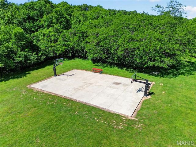 16101 Castlerea Boulevard, Ellisville, MO 63021