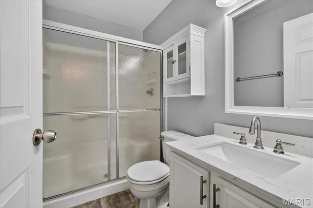 16101 Castlerea Boulevard, Ellisville, MO 63021