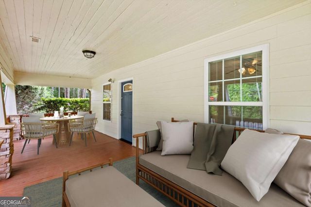 3290 Harris Drive, Atlanta, GA 30337