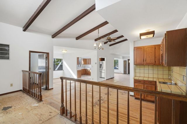 915 Ruth Avenue, Belmont, CA 94002