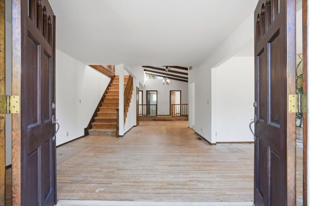 915 Ruth Avenue, Belmont, CA 94002