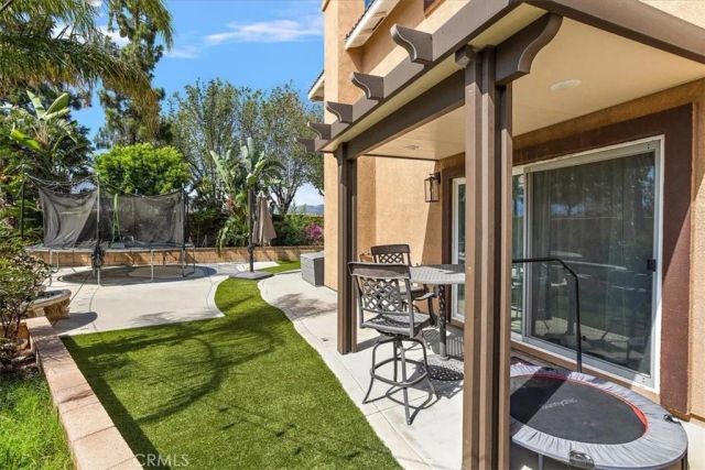 16204 Seminole Way, Fontana, CA 92336