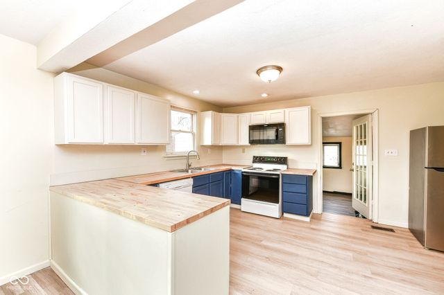 1010 W 23rd Street, Muncie, IN 47302