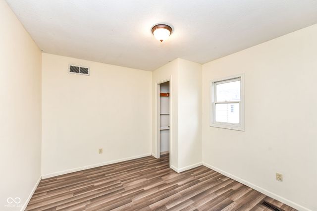 1010 W 23rd Street, Muncie, IN 47302