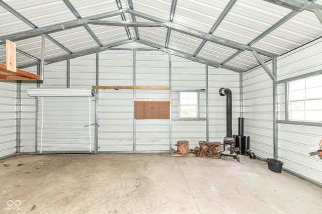 1010 W 23rd Street, Muncie, IN 47302