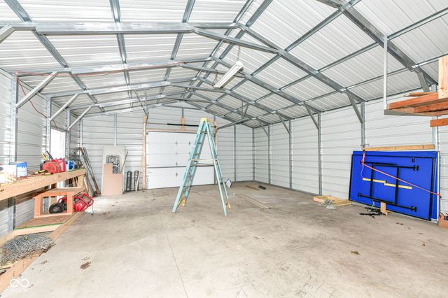 1010 W 23rd Street, Muncie, IN 47302