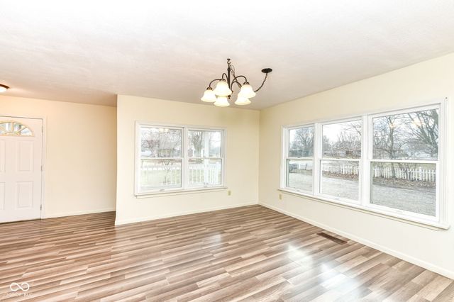 1010 W 23rd Street, Muncie, IN 47302