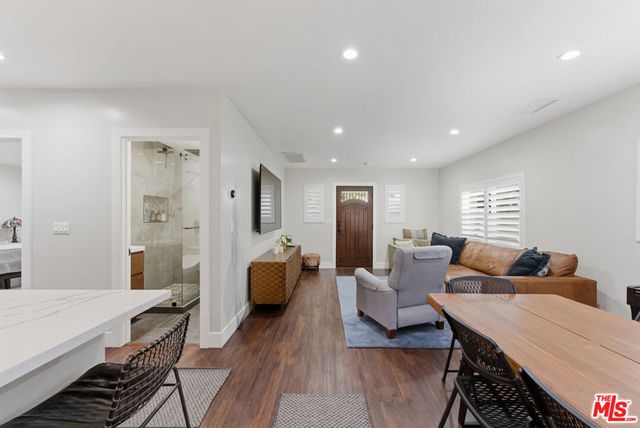 966 Worcester Avenue, Pasadena, CA 91104