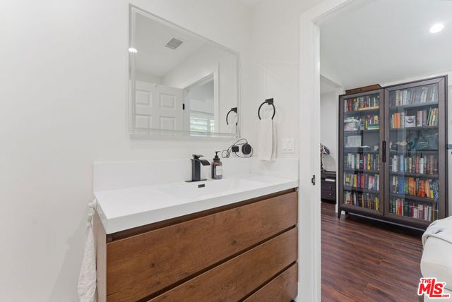 966 Worcester Avenue, Pasadena, CA 91104
