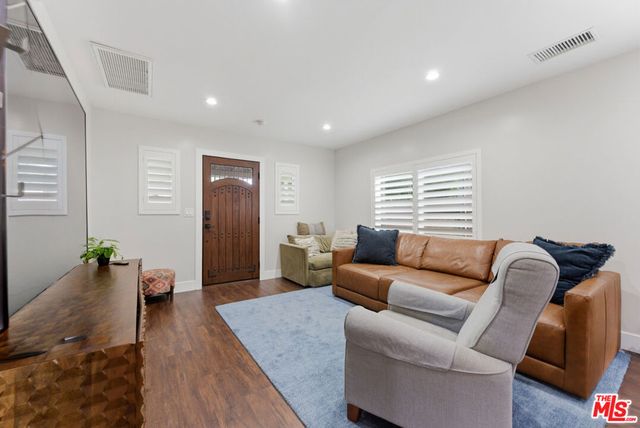 966 Worcester Avenue, Pasadena, CA 91104