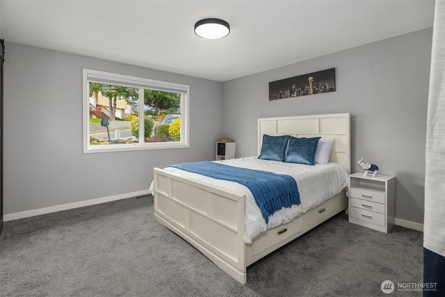 32527 23rd Avenue SW, Federal Way, WA 98023