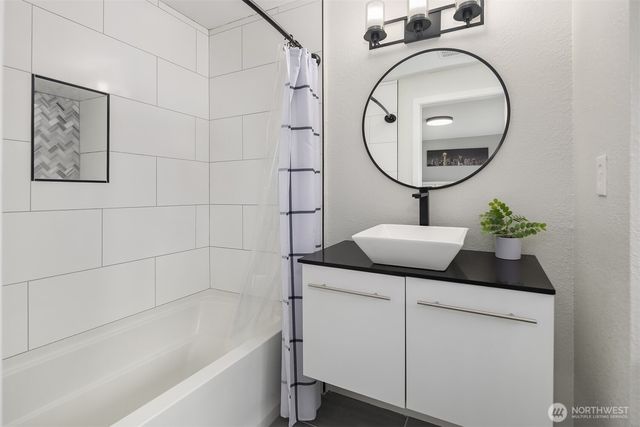 32527 23rd Avenue SW, Federal Way, WA 98023