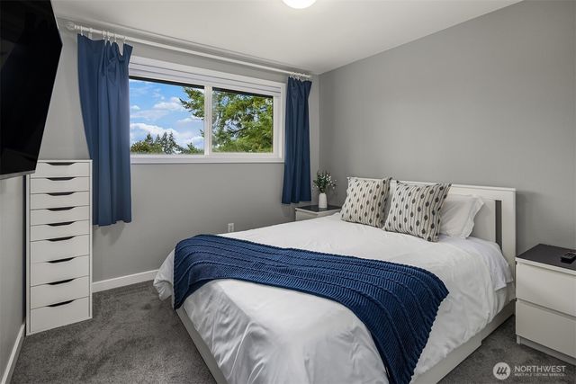 32527 23rd Avenue SW, Federal Way, WA 98023