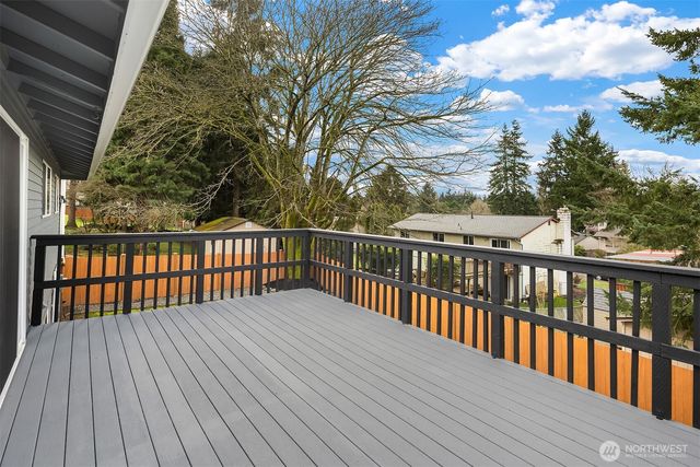 32527 23rd Avenue SW, Federal Way, WA 98023