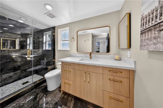 3935 Rock Hampton, Tarzana, CA 91356