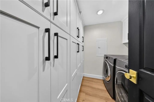 3935 Rock Hampton, Tarzana, CA 91356