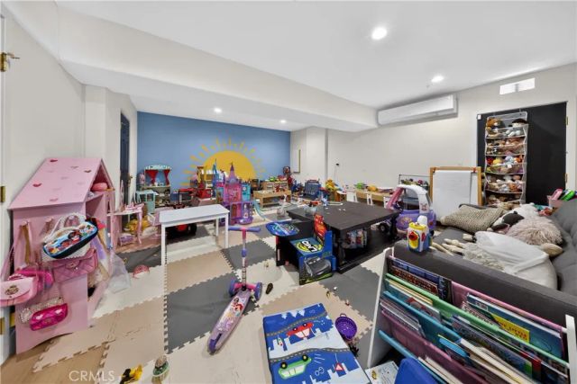 3935 Rock Hampton, Tarzana, CA 91356
