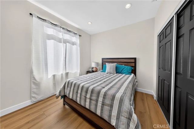 3935 Rock Hampton, Tarzana, CA 91356