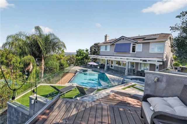 3935 Rock Hampton, Tarzana, CA 91356