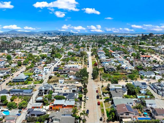 4450 Cape May Avenue, San Diego, CA 92107