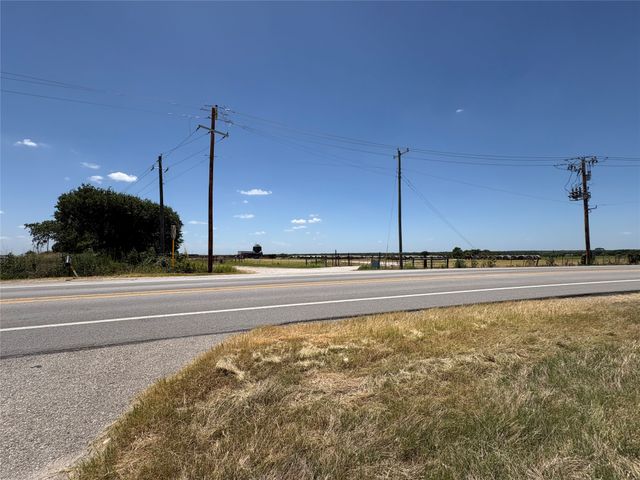 3801 E Fm 875, Midlothian, TX 76065