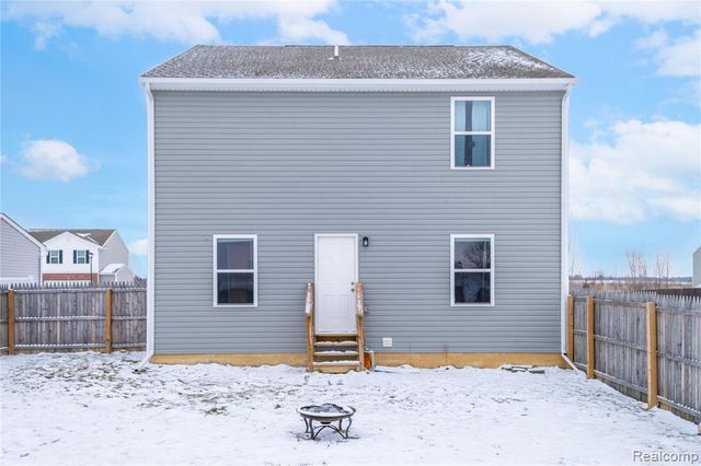 6062 Crooked River Drive, Swartz Creek, MI 48473