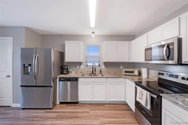 6062 Crooked River Drive, Swartz Creek, MI 48473