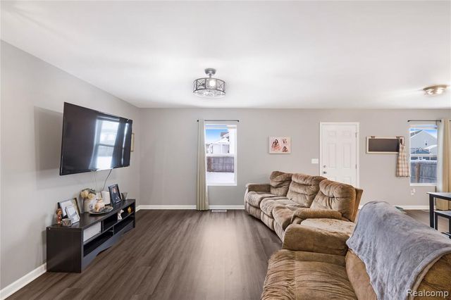 6062 Crooked River Drive, Swartz Creek, MI 48473